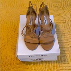 Steve Madden President Sand Suede High Heels